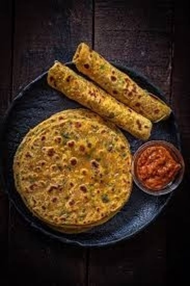 Thepla (2 pcs).