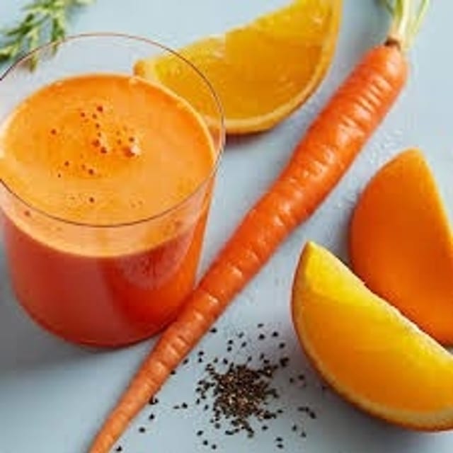 Orange + Carrot Juice (Freshly Squeezed).